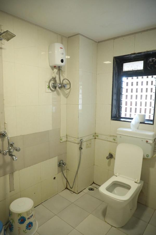 Hotel Shiv Leela Grand Мумбай Екстериор снимка